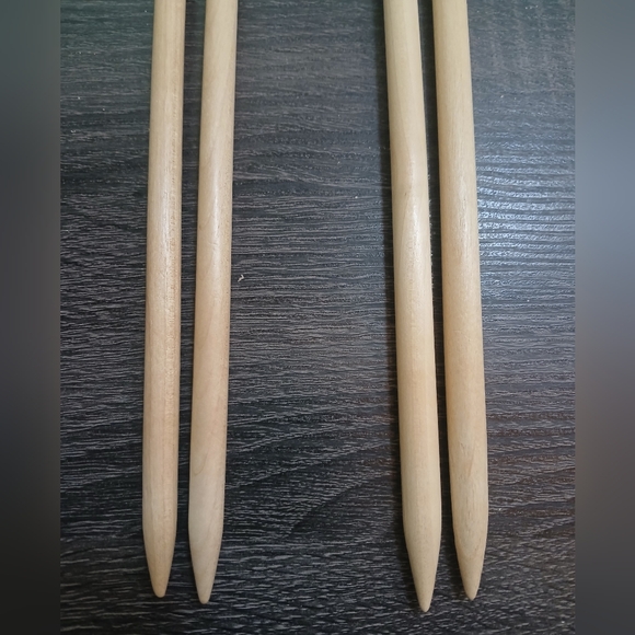 MILWARD Wooden Knitting Needles Single Point 2 Sets 9mm 10mm England NEW - Picture 7 of 7